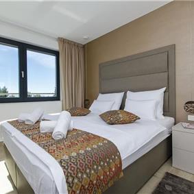 5 bedroom beachfront villa with heated pool near Omis, sleeps 9